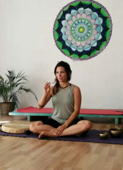 Profesora de Hatha Yoga